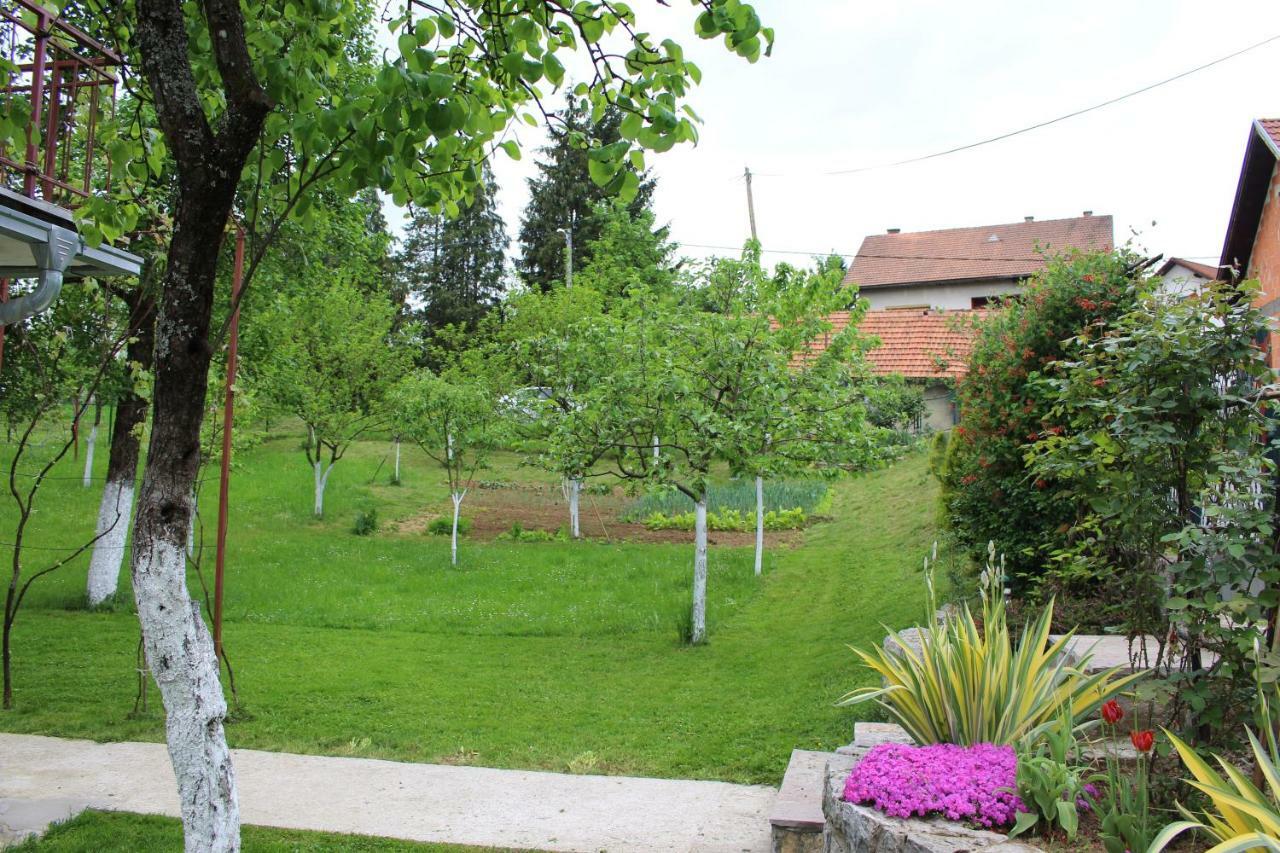 Apartment Paula Slunj Exterior foto